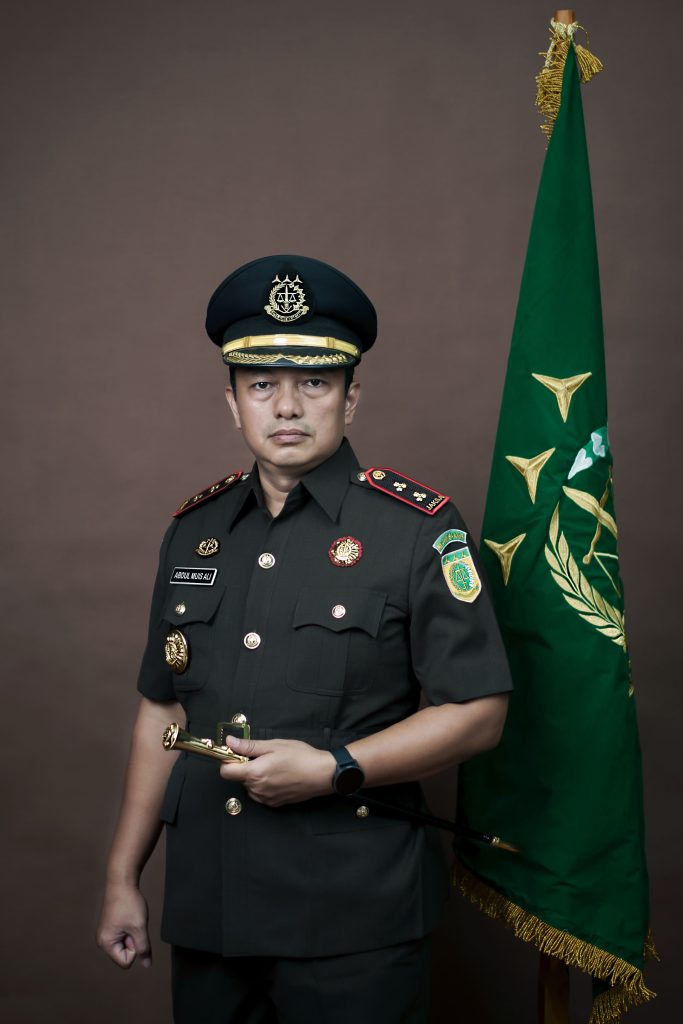 B - 8