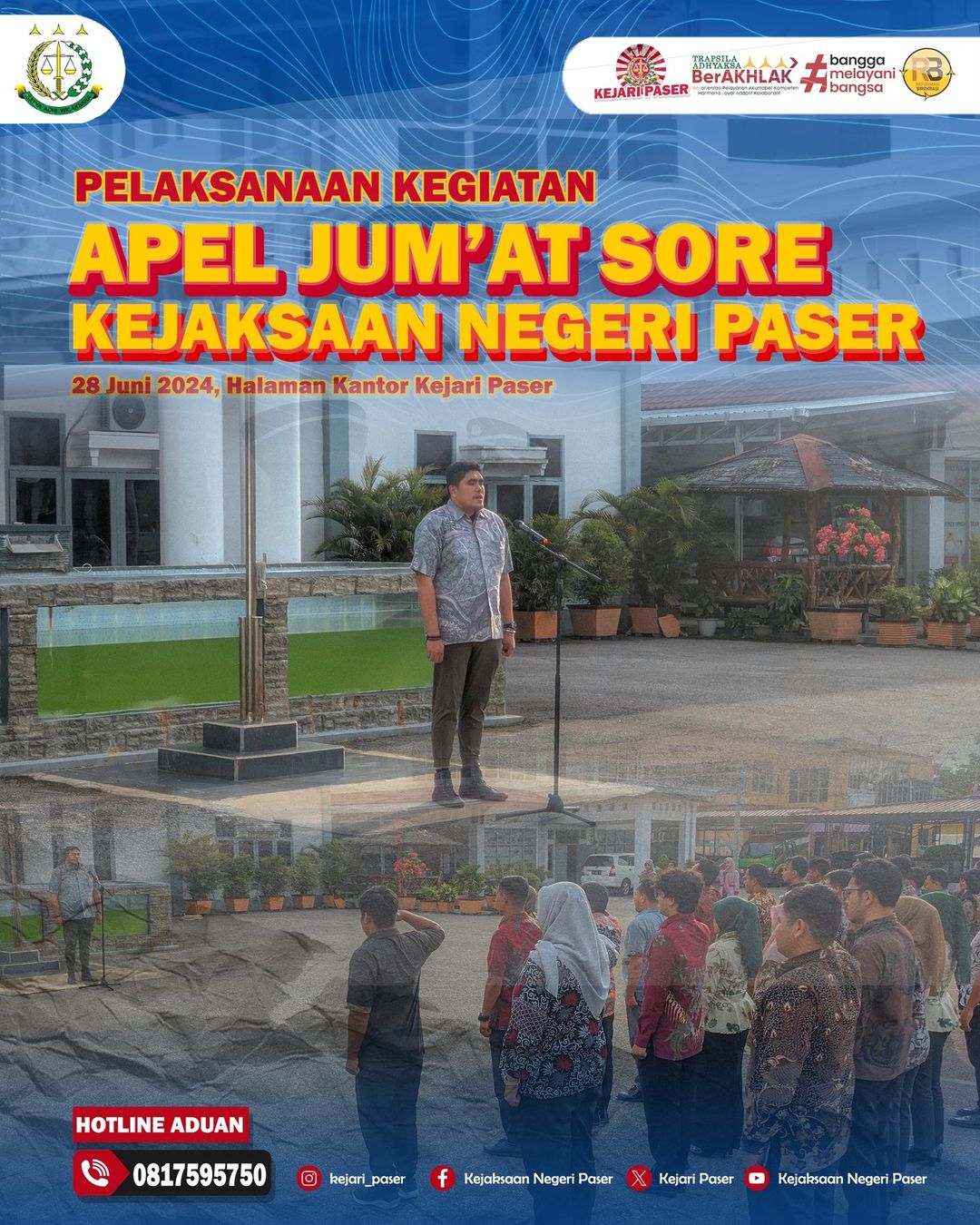 kegiatan Apel Jum'at Sore di halaman kantor kejaksaan negeri paser, kegiatan diikuti oleh seluruh pegawai kejaksaan negeri paser.