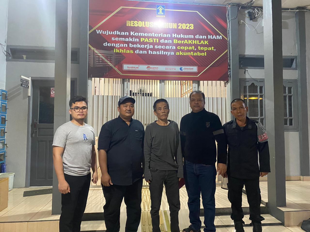 4f7836f9-3ff4-44b5-9c98-51757f405508