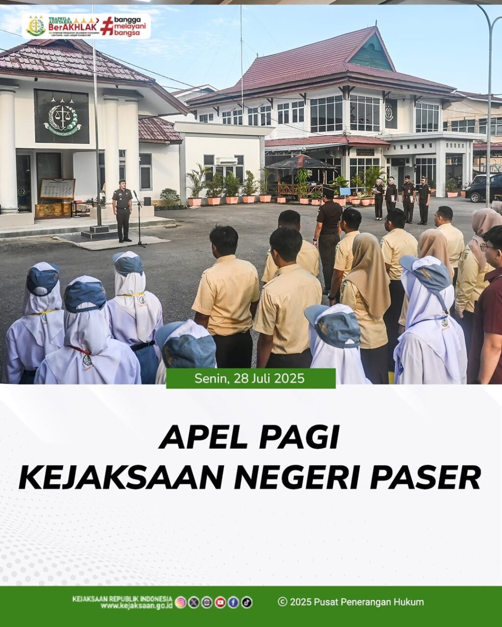 kegiatan Apel Senin Pagi