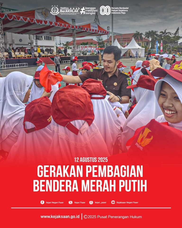 Kegiatan Apel Pembagian Bendera Merah Putih Tahun 2025.