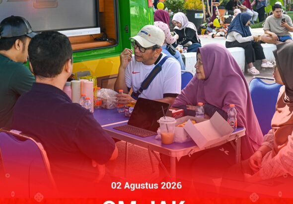 kegiatan Om Jak pada Event Car Free Day (CFD) di Jalan Jenderal Sudirman, Tanah Grogot, Kabupaten Paser.