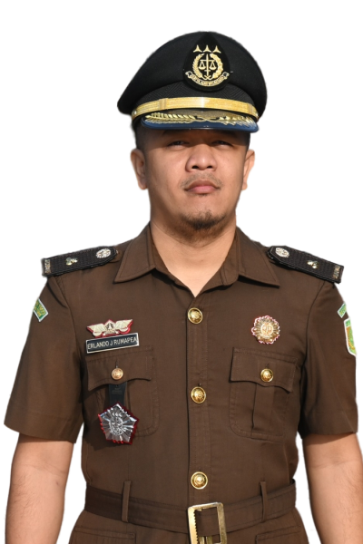 Kepala Seksi Intelijen 
Erlando Julimar, S.H., M.H.